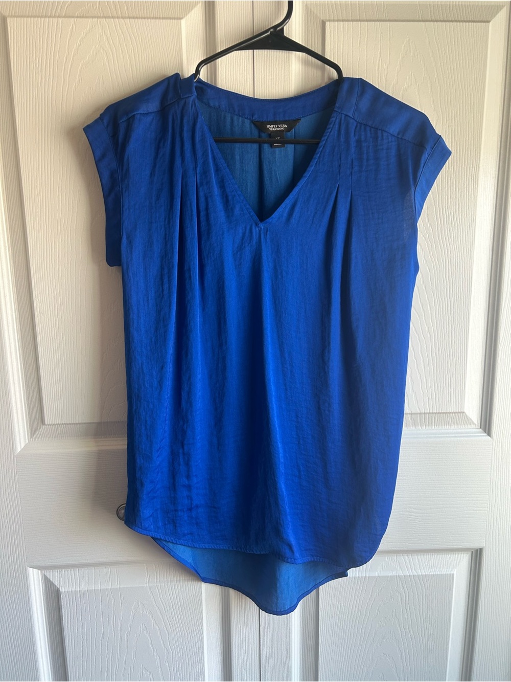 ✨ Simply Vera Vera Wang Vibrant Royal Blue V-Neck Blouse - Size XS ✨